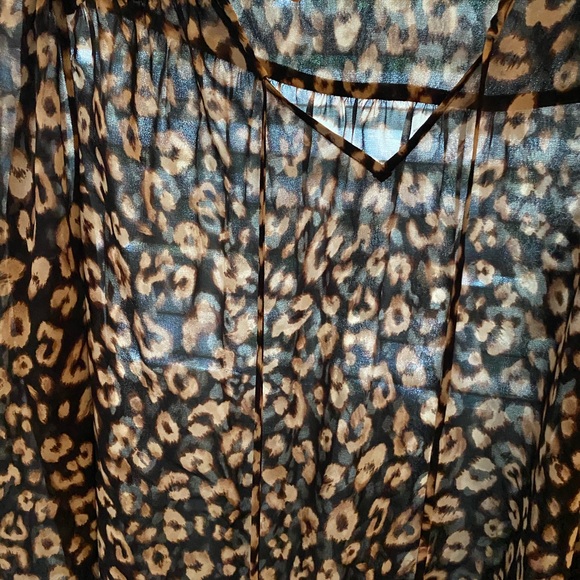 Laundry by Shelli Segal Leopard Blouse, size 10 - Picture 3 of 5
